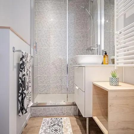 Apartamento Lumiere Metro Centre Lyon *